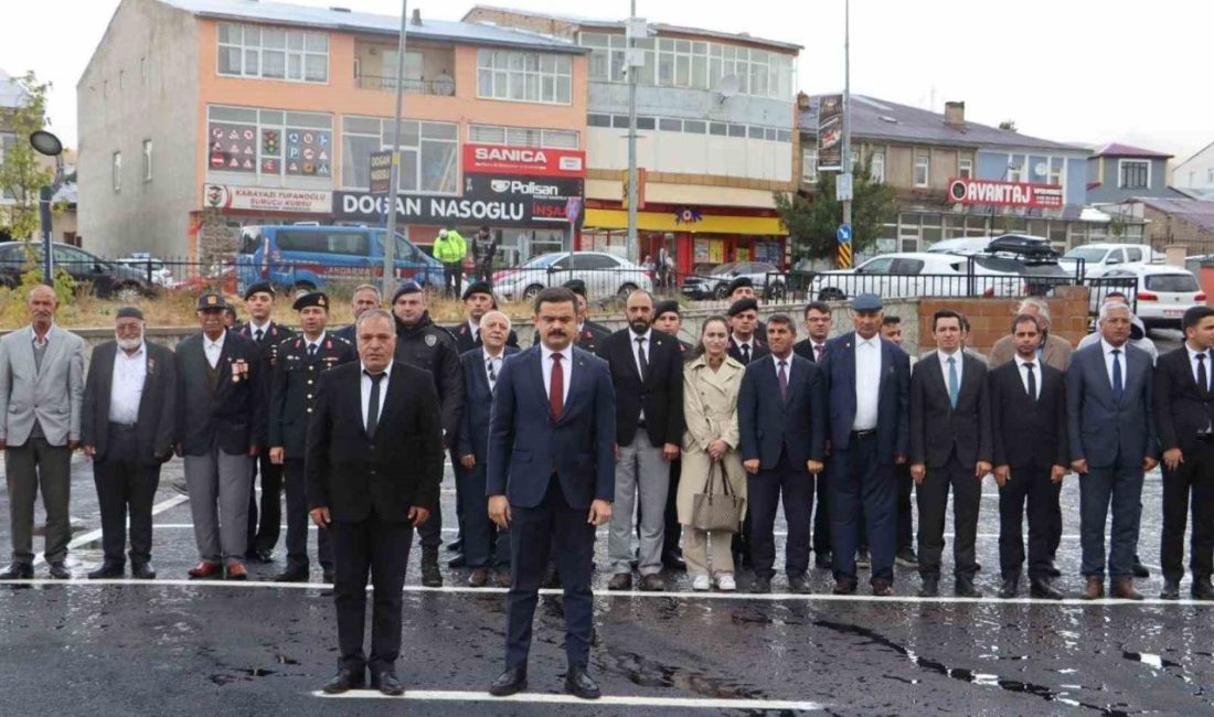 19 Eylül Gaziler Günü Karayazı’da kutlandı. İlçe Kaymakamı Onur Titiz,