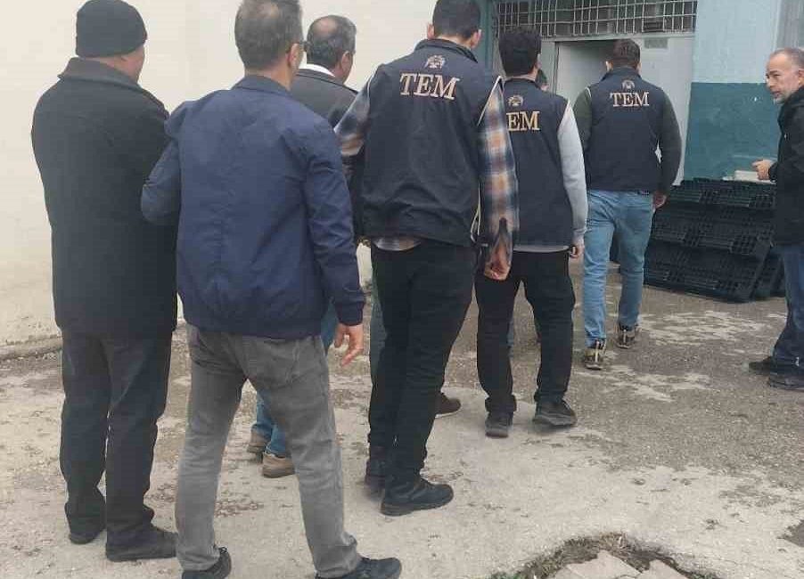Kastamonu merkezli 4 ilde gerçekleştirilen operasyonda FETÖ firarisi 8 hükümlü