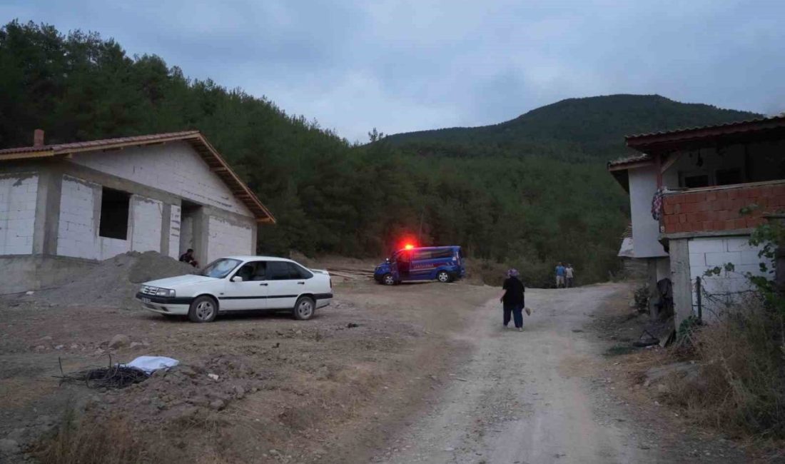 Kastamonu-Karabük sınırında süren iki orman yangını sebebiyle 6 köy tahliye