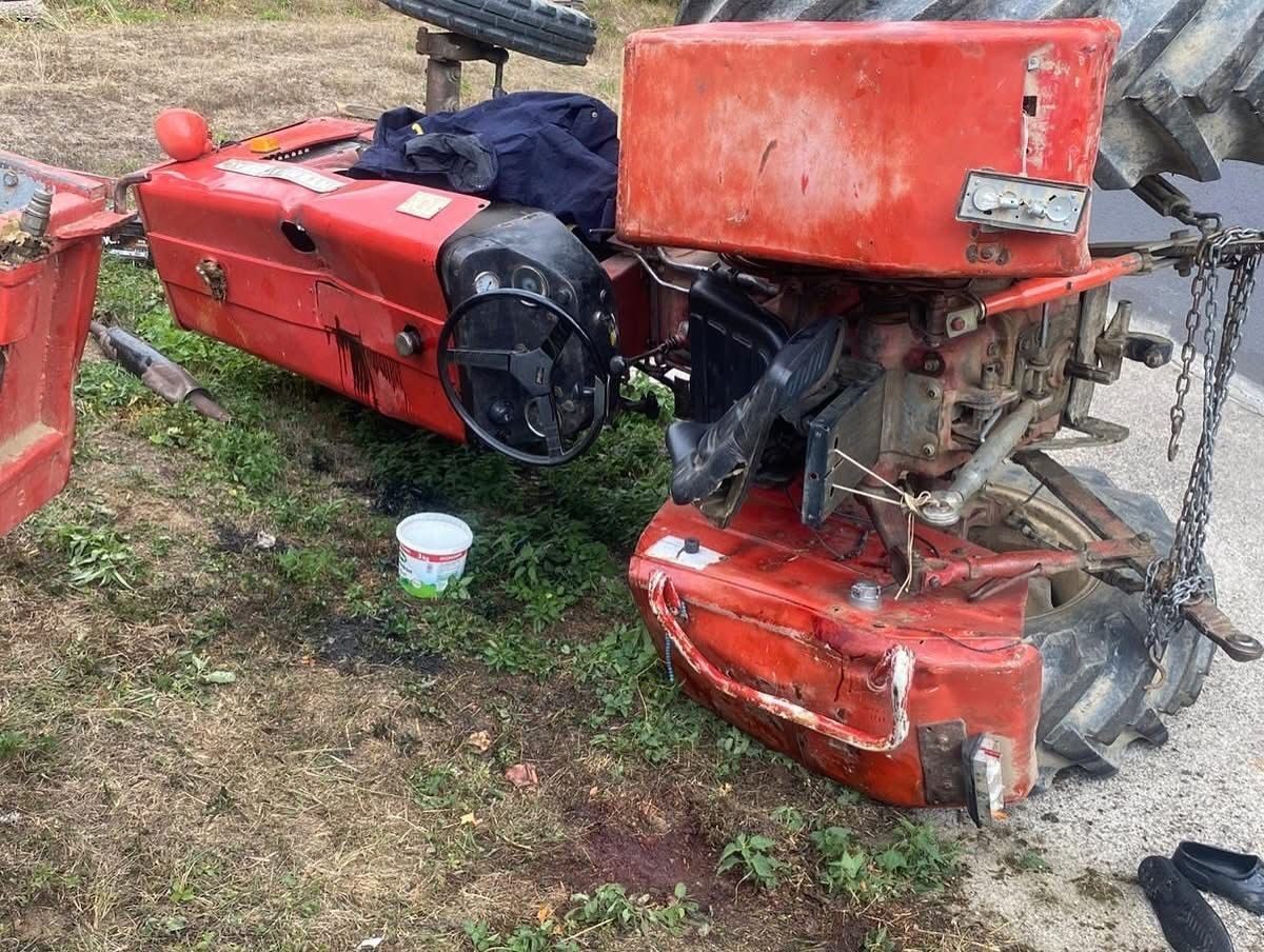 Kastamonu’nun Azdavay ilçesinde devrilen traktörün sürücüsü yaralandı. Kaza, Azdavay ilçesi