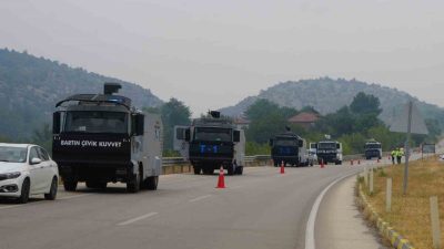 Kastamonu’nun Araç ilçesinde çıkan orman yangınlarının üçüncü gününde, yangınların sıçrama