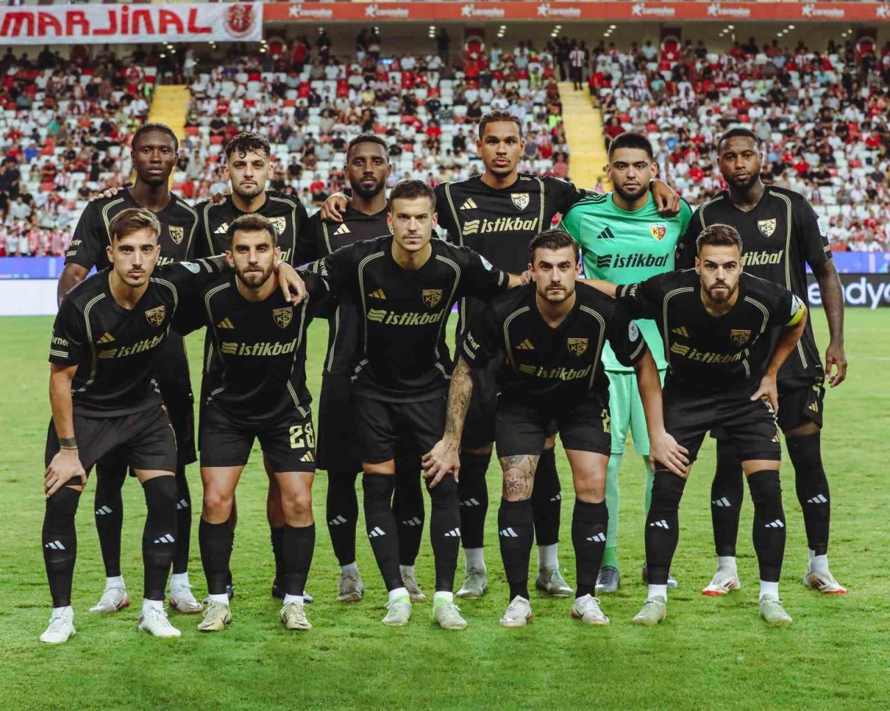 Kayserispor ile Beşiktaş arasında oynanacak erteleme maçında sarı kırmızılı takımdan