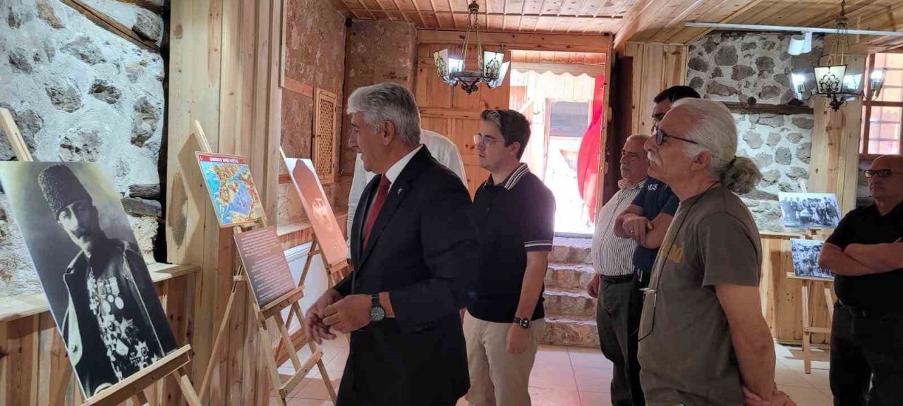 Erzincan’ın Kemaliye ilçesinde “Atatürk ve Çanakkale Muharebeleri” konulu fotoğraf sergisi