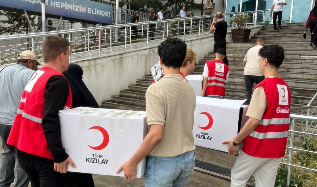 Türk Kızılay Palandöken Şubesi, okulların açılmasına kısa bir süre kala