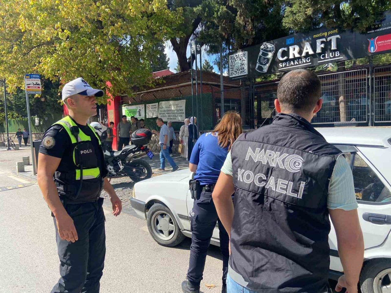 Kocaeli Emniyet Müdürlüğü Narkotik Suçlarla Mücadele Şube Müdürlüğü ekipleri, İzmit,