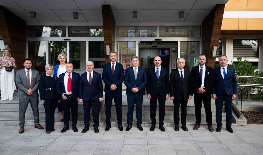 Konya Valisi İbrahim Akın ve Konya Büyükşehir Belediye Başkanı Uğur