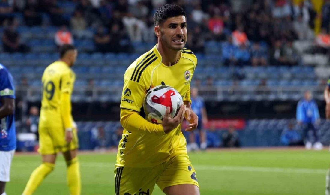 Fenerbahçe’nin İspanyol futbolcusu Marco Asensio, sarı-lacivertli formayla ilk golünü Kasımpaşa