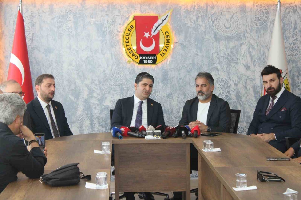 Milliyetçi Hareket Partisi (MHP) Genel Başkan Yardımcısı İsmail Özdemir, ’Terörsüz