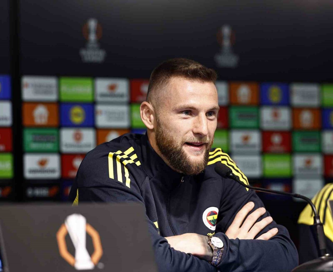 Fenerbahçe takım kaptanlarından Milan Skriniar, son maçlarda alınan kötü sonuçlara