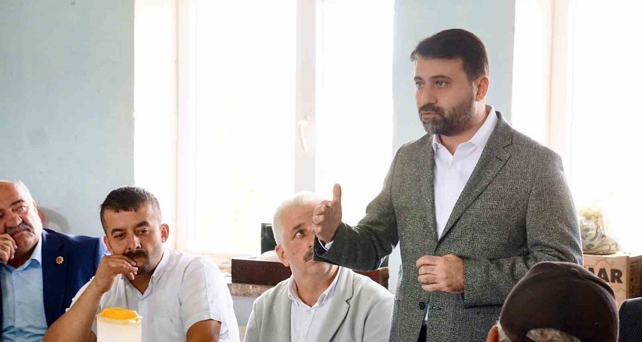 AK Parti Genel Sekreter Yardımcısı ve Karabük Milletvekili Cem Şahin,