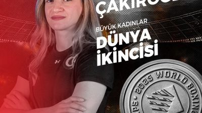 Milli boksörler, Dünya Boks Şampiyonası’nda Buse Naz Çakıroğlu ve Büşra