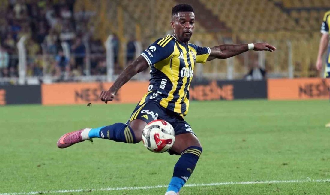 Fenerbahçe’nin Portekizli futbolcusu Nelson Semedo, sarı-lacivertli formayla ilk golünü Alanyaspor’a