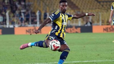 Fenerbahçe’nin Portekizli futbolcusu Nelson Semedo, sarı-lacivertli formayla ilk golünü Alanyaspor’a