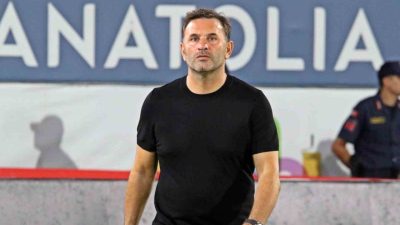 Galatasaray Teknik Direktörü Okan Buruk, Alanyaspor maçının ardından mücadeleyi 1-0