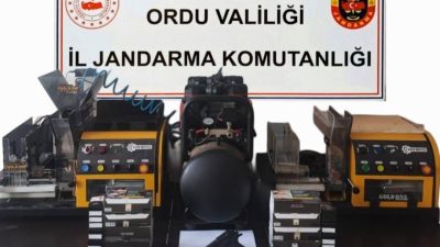 Ordu’da jandarma ekipleri tarafından yapılan asayiş çalışmaları kapsamında aranması bulunan