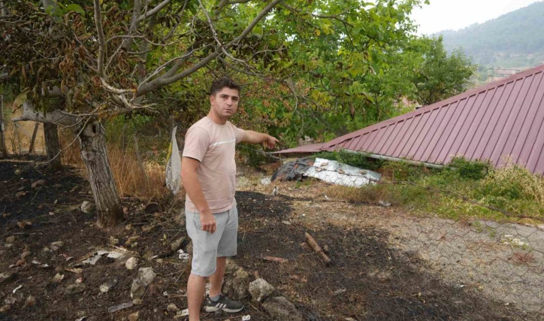 Kastamonu’nun Araç ilçesindeki orman yangınının sıçradığı köydeki hasar, havadan görüntülendi.