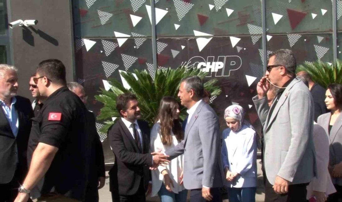 Cumhuriyet Halk Partisi (CHP) Genel Başkanı Özgür Özel, CHP’nin Sarıyer’de