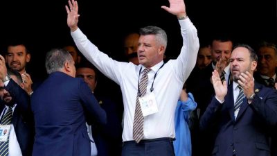 Fenerbahçe’nin yeni dönemde başkanlığa seçilen Sadettin Saran, sarı-lacivertli kulübün 38.