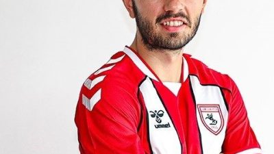 Samsunspor’un deneyimli futbolcusu Emre Kılınç, Trabzonspor maçında yaşadığı sakatlık sonucu
