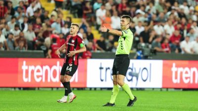 Samsunspor, Gaziantep FK ile oynanan karşılaşmada verilen hakem kararlarına tepki