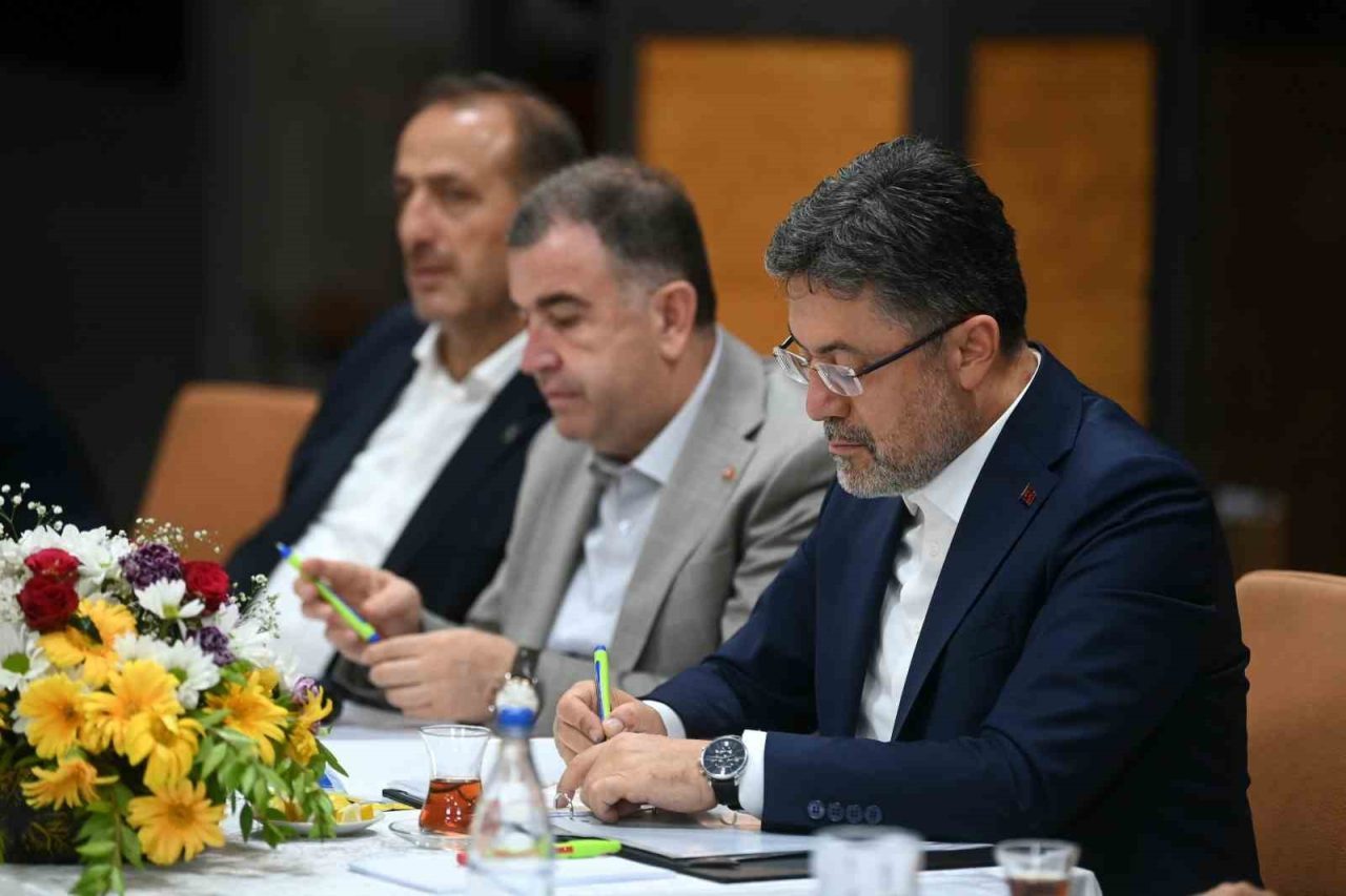 Tarım ve Orman Bakanı İbrahim Yumaklı, şap hastalığı ile mücadele