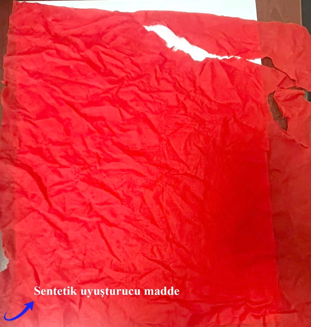 Sivas’ta düzenlenen uyuşturucu operasyonlarında bol miktarda uyuşturucu maddenin yanı sıra,