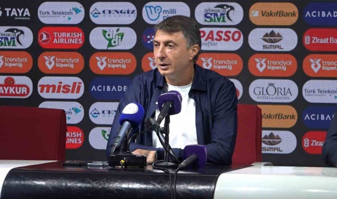 RİZE (İHA) – Kasımpaşa Teknik Direktörü Şota Arveladze, Çaykur Rizespor