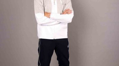 Trabzonspor’un deneyimli savunma oyuncusu Stefan Savic, bordo-mavili kulübün kendisine Atletico