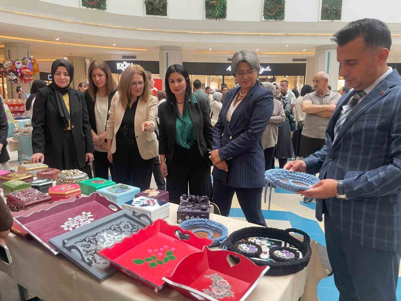 Erzurum Valiliği himayesinde, Aile ve Sosyal Hizmetler İl Müdürlüğü Çocuk