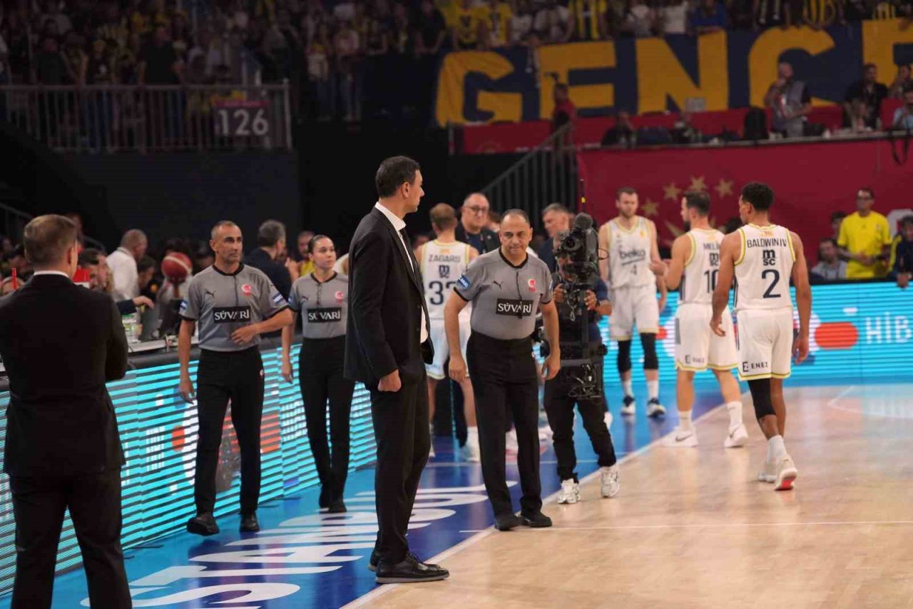 Türkiye Basketbol Federasyonu (TBF) Disiplin Kurulu, Fenerbahçe ve Beşiktaş kulüplerine