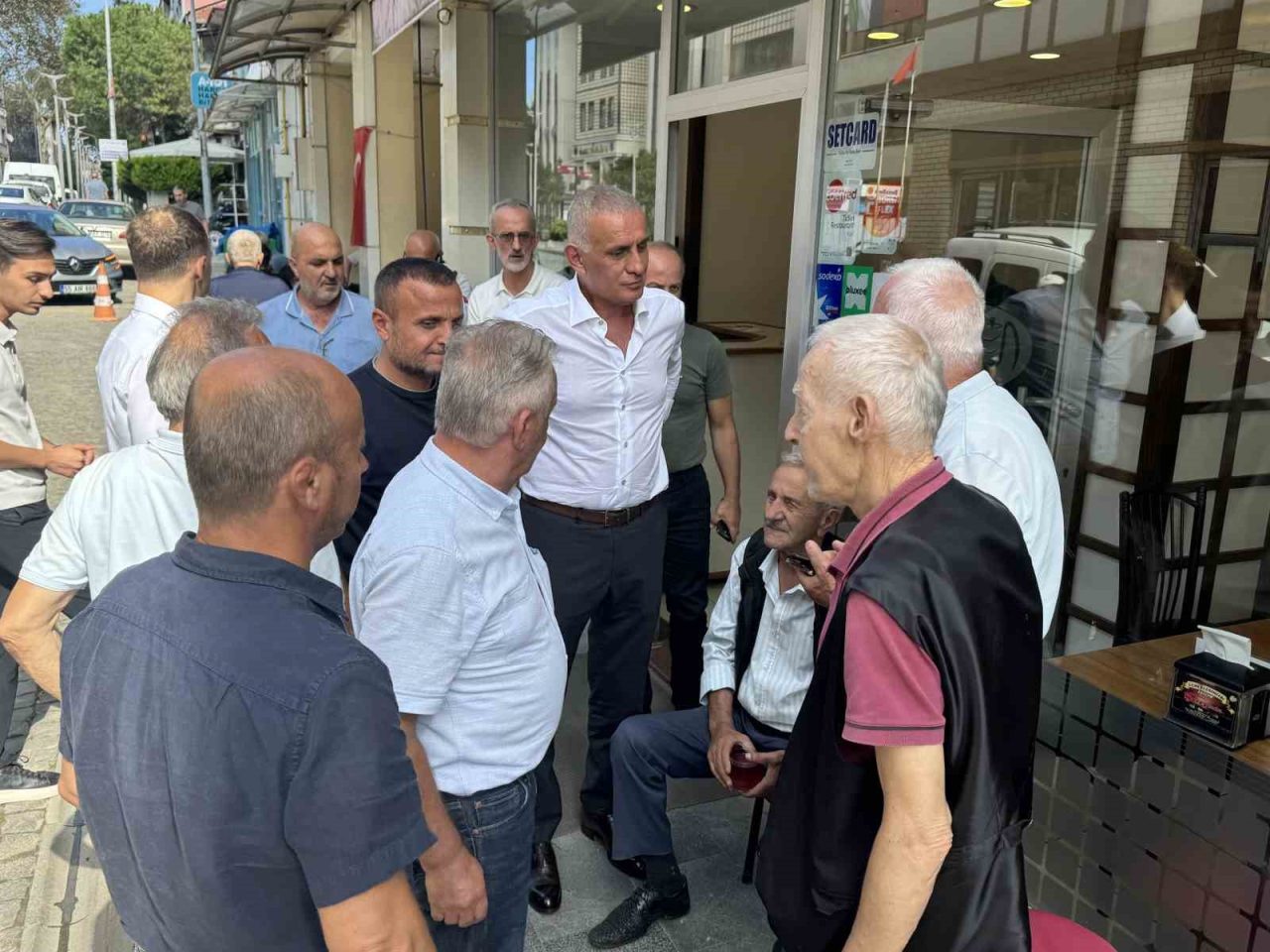 Türkiye Futbol Federasyonu (TFF) Başkanı İbrahim Hacıosmanoğlu, bugün memleketi Trabzon’da