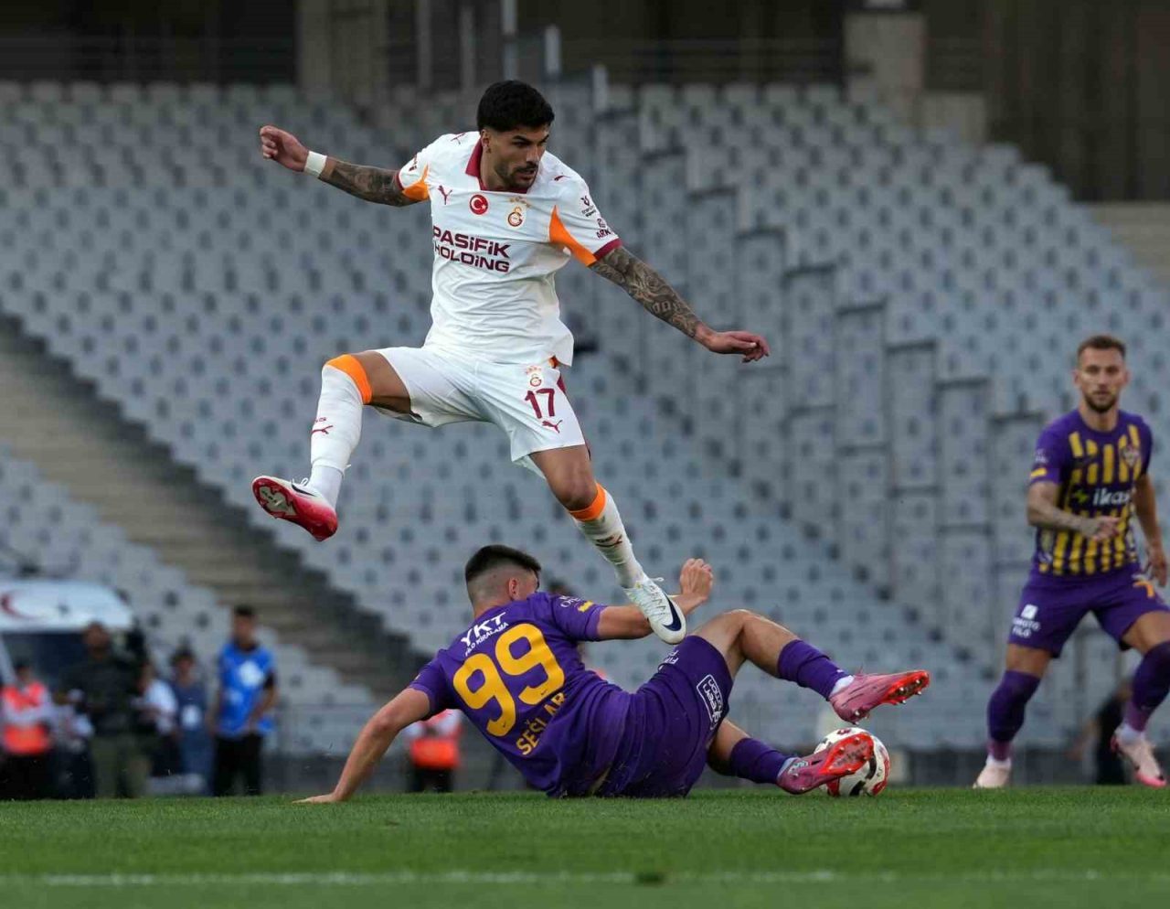 Trendyol Süper Lig’in 5. haftasında Galatasaray, Atatürk Olimpiyat Stadyumu’nda Eyüpspor