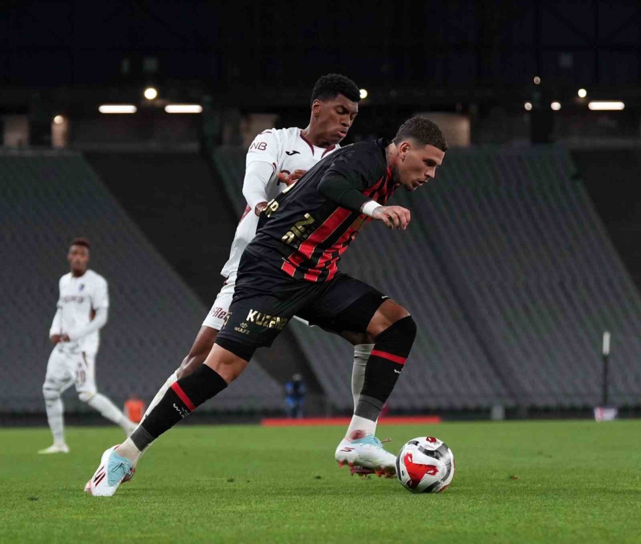 Trendyol Süper Lig’in 7. haftasında Fatih Karagümrük, konuk ettiği Trabzonspor’a