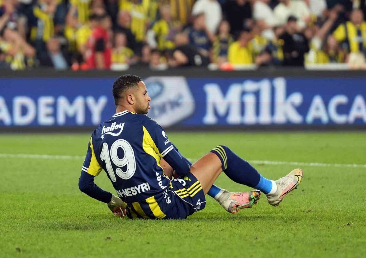 Trendyol Süper Lig 1. hafta erteleme maçında Fenerbahçe evinde Corendon