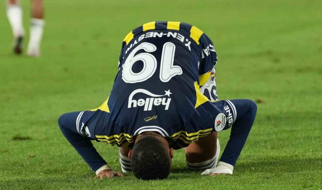 Trendyol Süper Lig’in 5. haftasında Fenerbahçe, sahasında Trabzonspor ile karşılaşıyor.