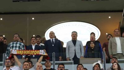 Trendyol Süper Lig’in 1. hafta erteleme maçında Kayserispor, Beşiktaş’ı ağırlıyor.