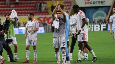 Trendyol Süper Lig’in 1. hafta erteleme maçında Kayserispor, sahasında Beşiktaş’a