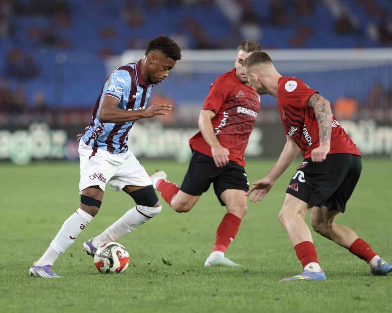 Trendyol Süper Lig’in 6. haftasında Trabzonspor evinde karşılaştığı Gaziantep FK