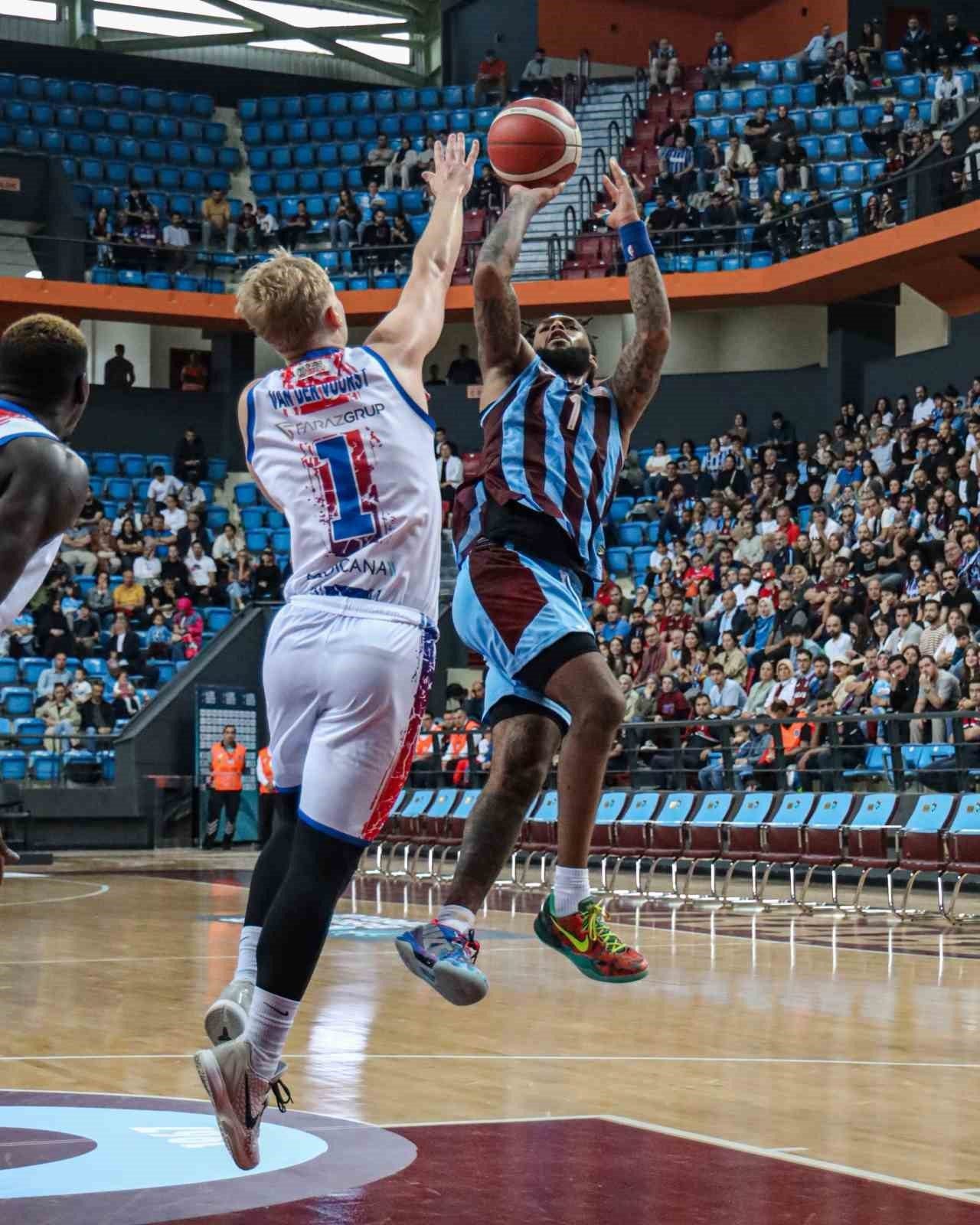 Trabzonspor, Türkiye Sigorta Basketbol Süper Ligi’nin 1. haftasında konuk ettiği