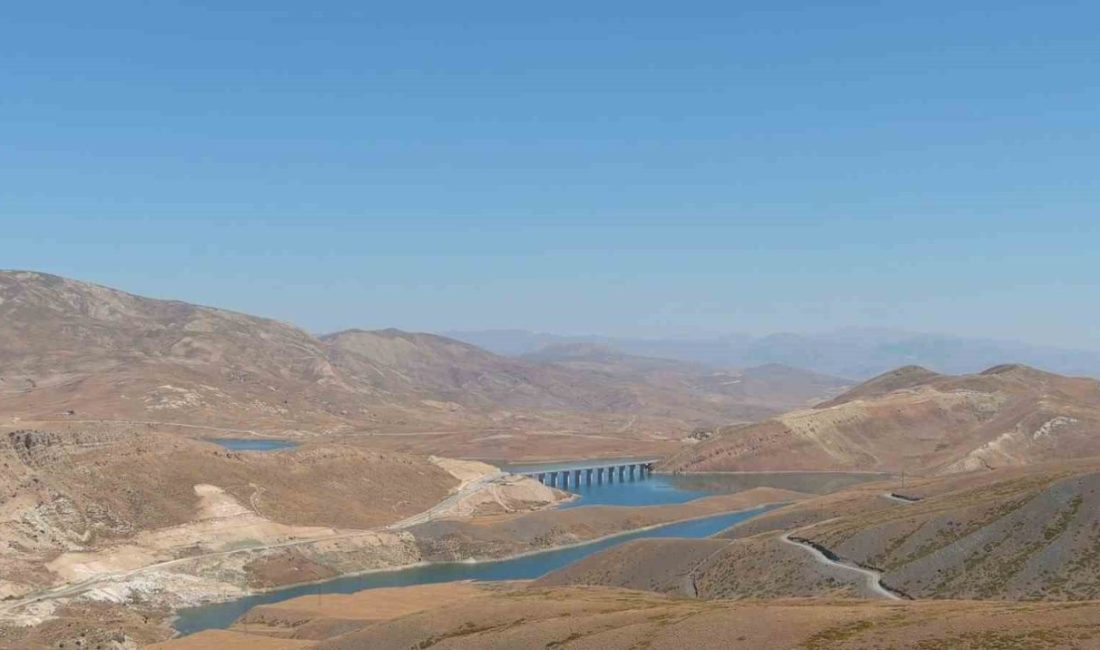 Erzincan Turnaçayırı Barajı sulaması ile 149 bin dekar arazi sulanacak.