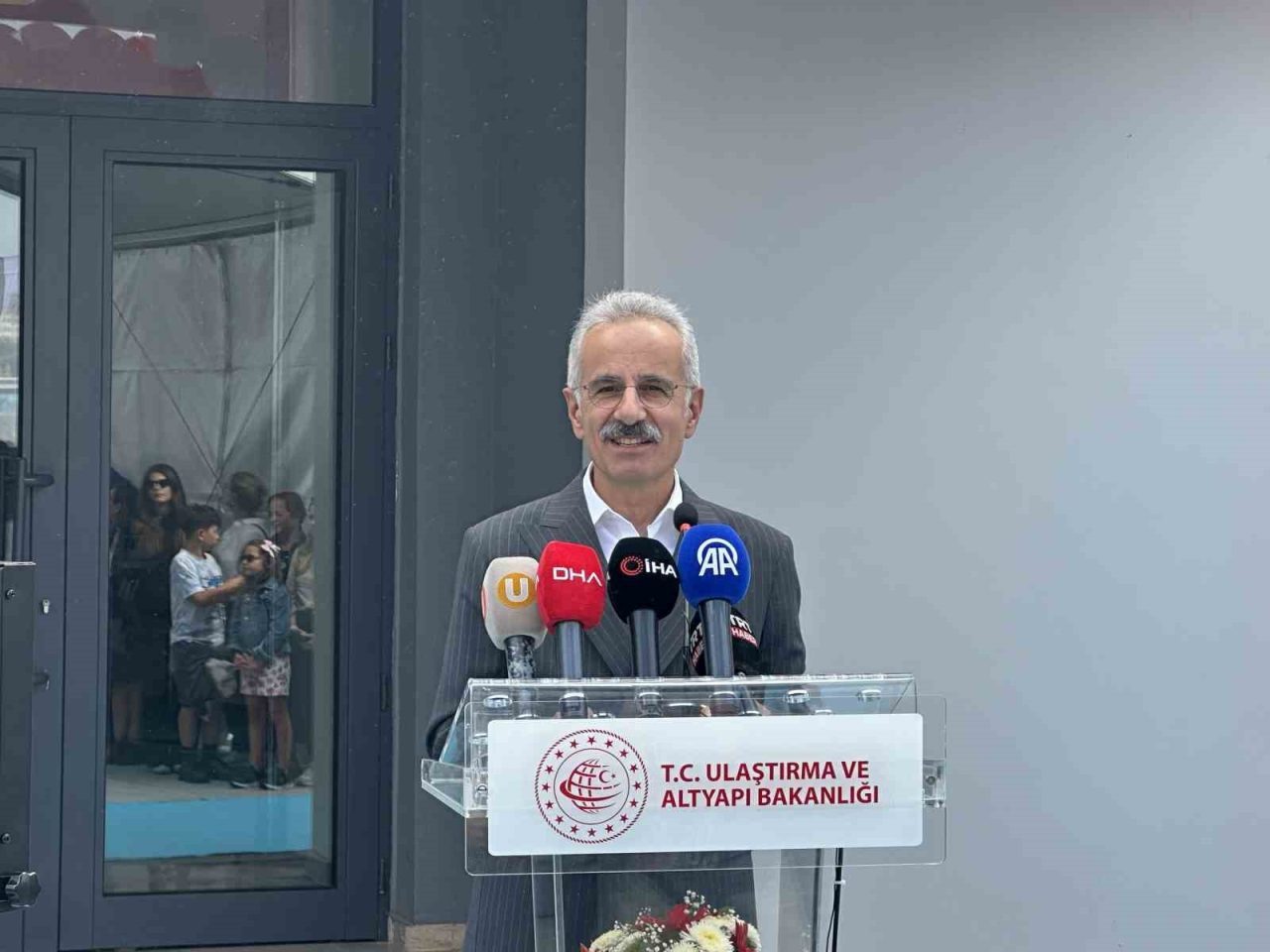 Ulaştırma ve Altyapı Bakanı Abdulkadir Uraloğlu, “2002 yılında dünyada 17’nci