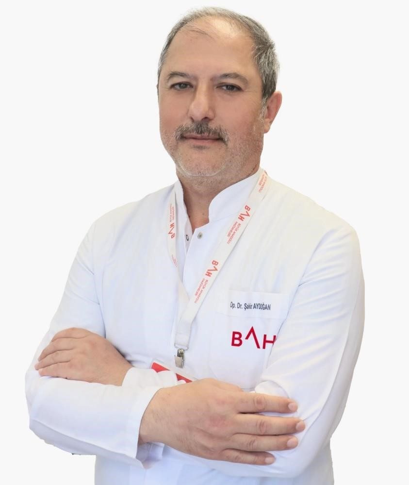 Üroloji Uzmanı Opr. Dr. Şakir Aydoğan, “İlerleyen yaş ile birlikte