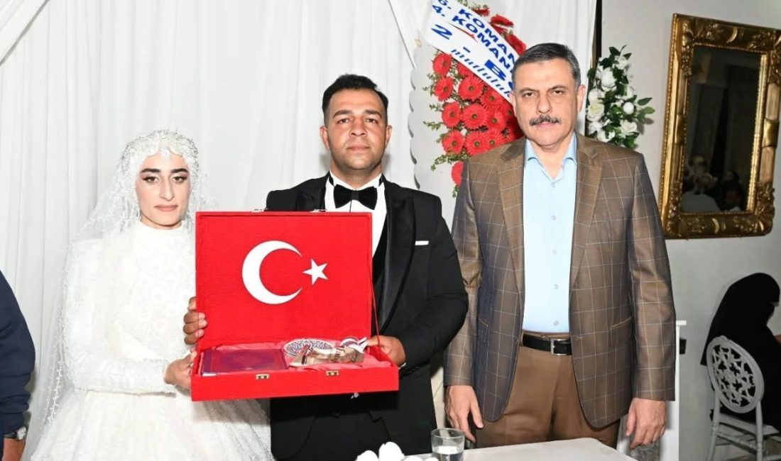 Erzurum Valisi Mustafa Çiftçi, Türk Silahlı Kuvvetleri bünyesinde sözleşmeli er