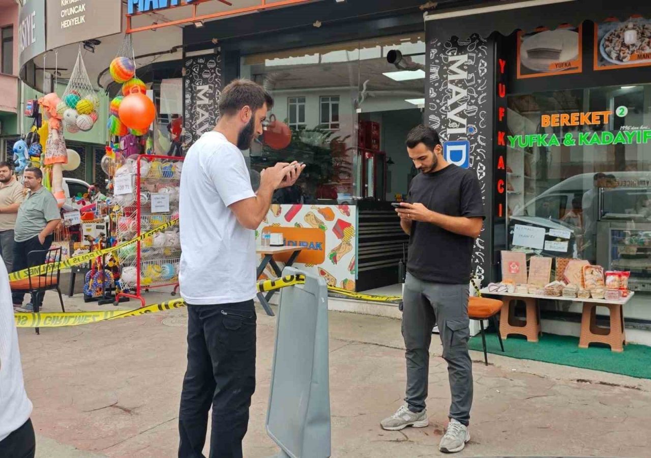 Sakarya’nın Akyazı ilçesinde, çocukların havaya açılan ateş sonucu yaralandığını iddia