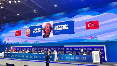 Erzincan Fen Lisesi 9. sınıf öğrencisi Reyyan Demiriz, yazdığı mektupla