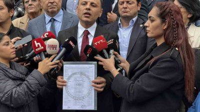 CHP İstanbul İl Başkanlığı Olağanüstü Kongresi’nde yeniden CHP İl Başkanı