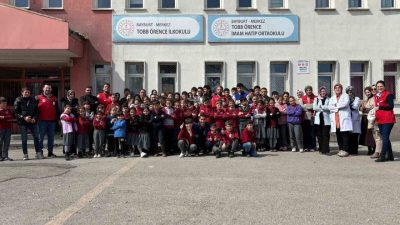 Bayburt’un Örence köyünde bulunan TOBB Örence İmam Hatip Ortaokulu, Milli