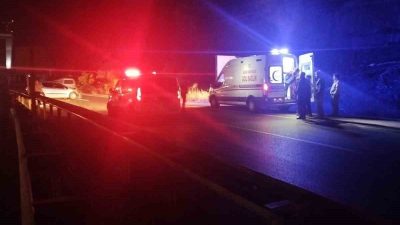 Zonguldak’ın Ereğli ilçesinde iki otomobilin çarpıştığı kazada 2 kişi yaralandı.