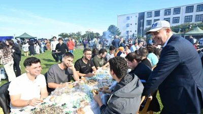 Trabzon’da her yıl Karadeniz Teknik Üniversitesinde (KTÜ) düzenlenen geleneksel hamsi