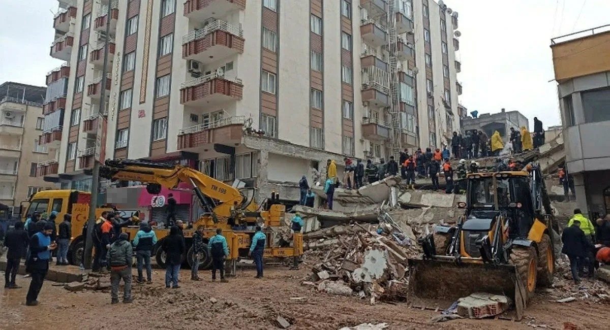 Gaziantep’in Nizip ilçesinde 6 Şubat depreminde yıkılan ve 51 kişinin